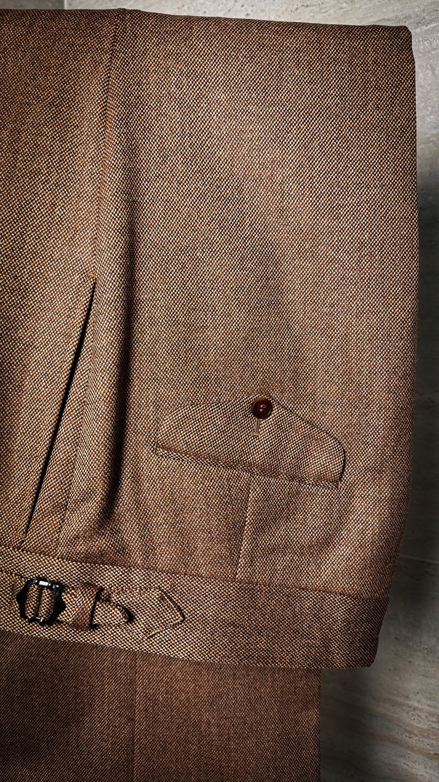 Pantalon coupe droite en laine "grain d'orge"