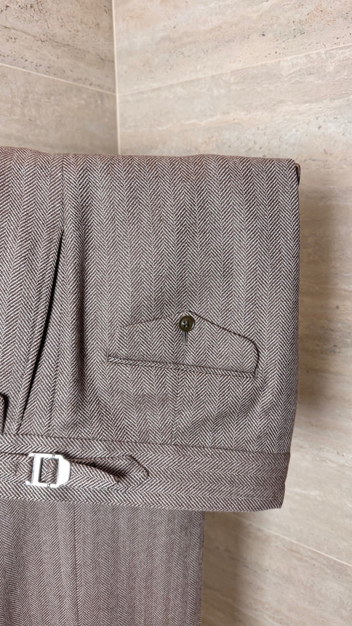 Pantalon coupe droite en flanelle à chevrons