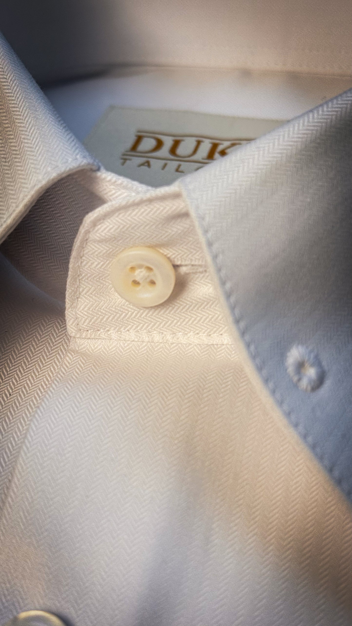 Chemise 100% coton - le col à épingle blanc uni